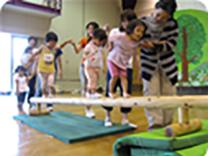 親子体操スクール