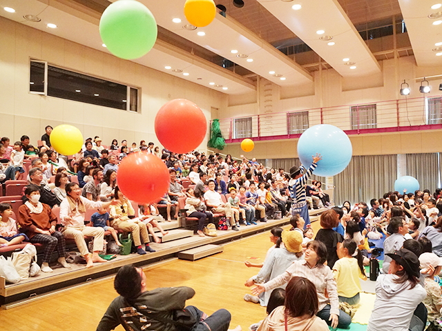 本館一階ホール